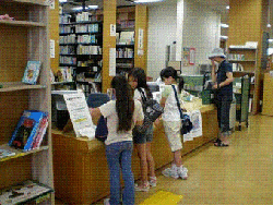亀戸図書館の様子 亀戸図書館の様子