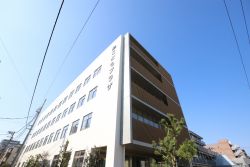 こどもプラザ図書館の外観 こどもプラザ図書館の外観